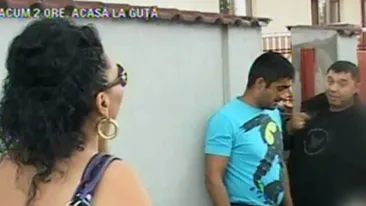 VIDEO INCENDIAR! Narcisa s-a tiganit cu Guta ca la usa cortului! A mers sa ii ceara socoteala chiar la manelist acasa!