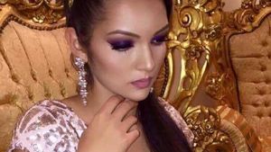 Nora lui Dorin Cioabă şi-a făcut apariţia pe plajă! Turiştii au rămas muţi de uimire când au văzut cum e îmbrăcată şi cât e de frumoasă