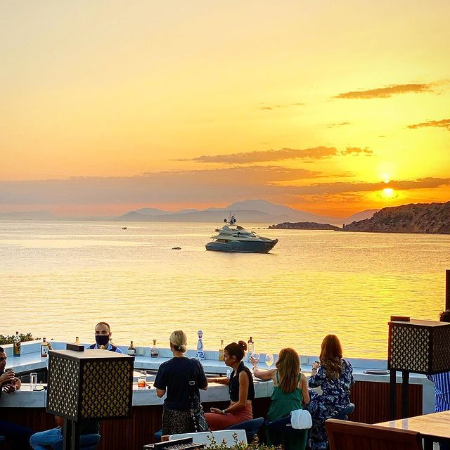 Restaurantul Matsuhisa, view impresionant spre Golful Saronic
