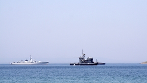 Două nave comerciale, lovite de drone în Marea Neagră, în apropierea Bulgariei. Un vas s-a scufundat, iar cinci marinari au fost răniți