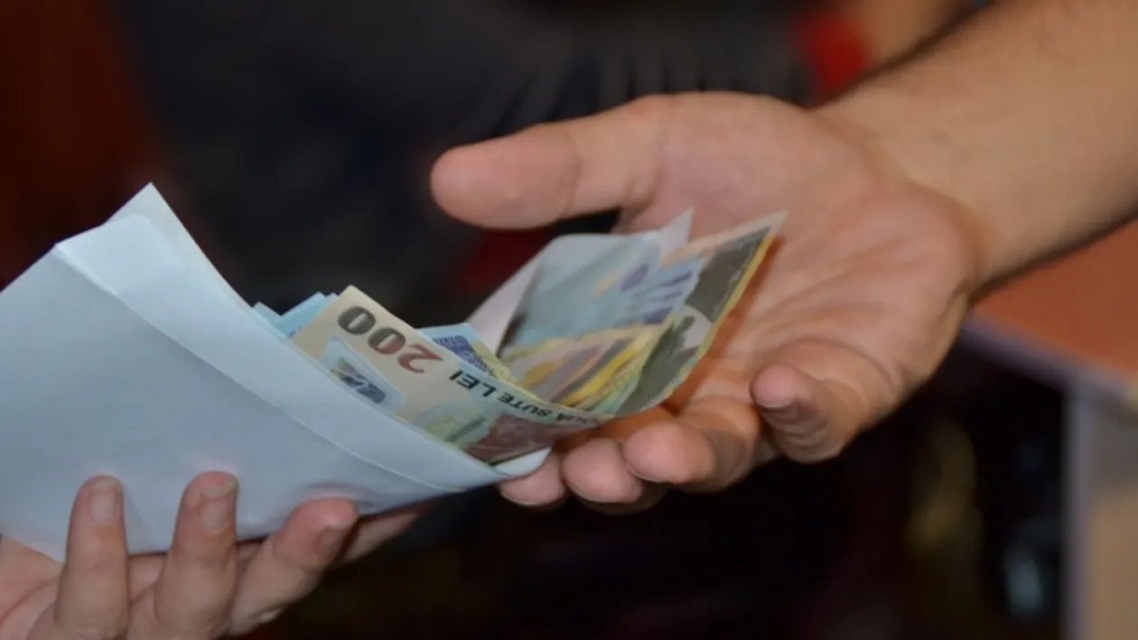 Se dau salariile și pensiile înainte de Paște? Ce spun autoritățile