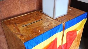 Barul din sat transformat în secție de votare. Se întâmplă într-o localitate din Botoșani