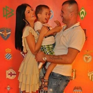 Alexandru, împreună cu mama vitregă şi tatăl său