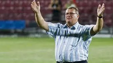 Incredibil: cu 4 penalty-uri primite în 9 meciuri, Iuliu Mureşan vrea ca CFR-ul să fie arbitrat şi de clujeni!