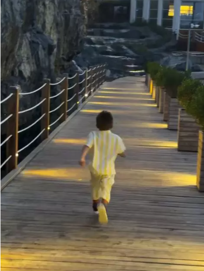Cabral a plecat în vacanță cu copiii. Primele imagini publicate de prezentatorul TV