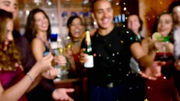 La multi ani! Peste 910.000 de romani isi sarbatoresc onomastica de Sfantul Gheorghe