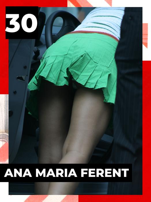 TOP sexy-vedete. Bianca Drăgușanu, Daniela Crudu sau Raluca Bambi s-au aplecat pe bancheta din spate și…: Mamăăă, ce priveliște!