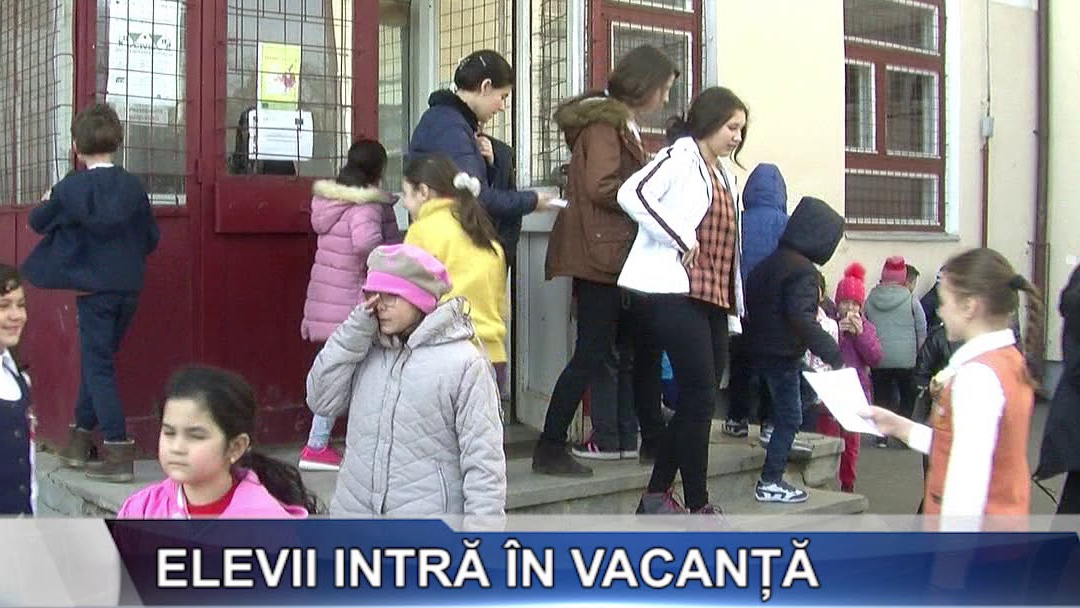 Elevii vor avea vacanță în octombrie! Calendar an școlar 2018 - 2019