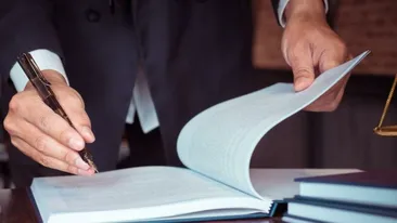 Incredibil! Cât câștigă un consilier juridic, angajat la Ministerul Justiției. Salariul depășește orice imaginație