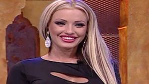 Loredana Chivu şochează din nou! Vedeta a apărut LIVE la TV fără chiloţei