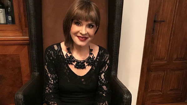 Ionela Prodan, "dans" pe holul spitalului. Anamaria Prodan le-a arătat tuturor clipul cu mama ei