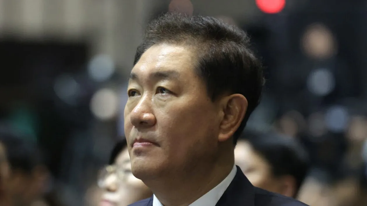 Unul dintre directorii Samsung Electronics, Han Jong-Hee, a murit subit la 63 de ani