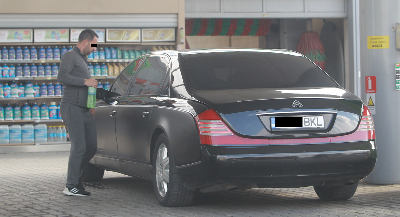 Înainte de a ajunge pe mâna lui Abi Talent, Maybach-ul a mai avut un proprietar ,după Gigi Becali