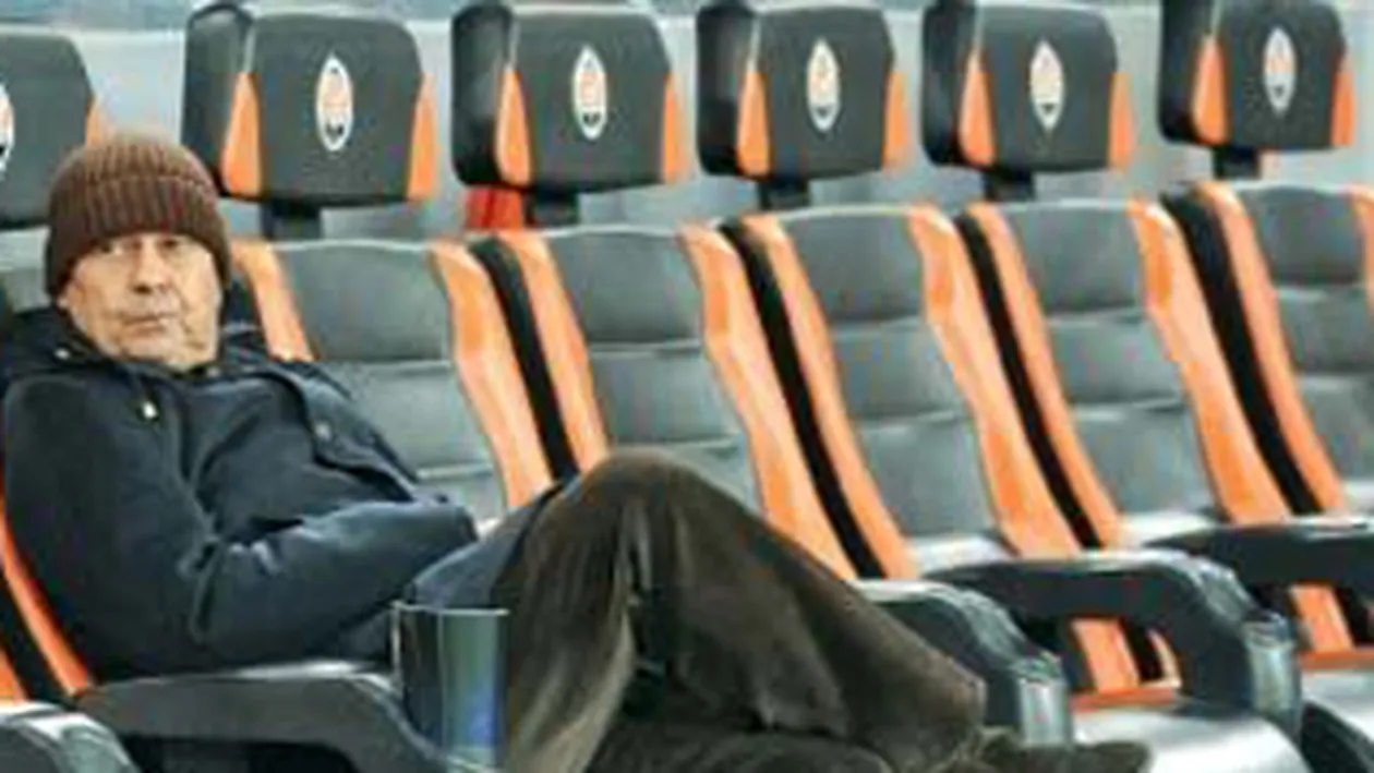 Mircea Lucescu trebuia sa plece luni in Ucraina pentru a se intalni cu jucatorii sai!