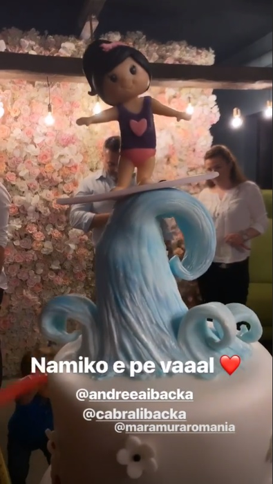 Cabral și Andreea Ibacka și-au botezat fetița! Ce tort are Namiko și ce ținute superbe au părinții ei