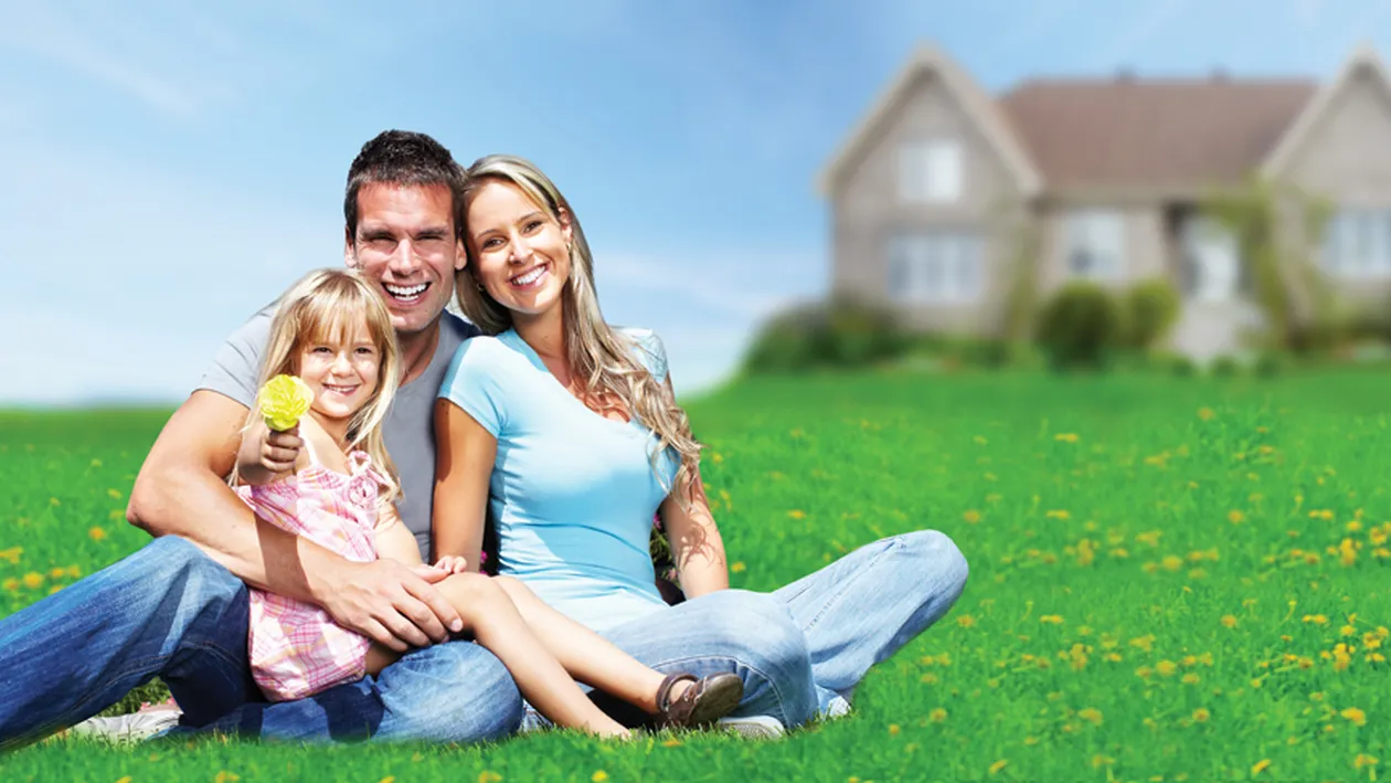 O familie se muta in casa noua, langa o parcela libera. Intr-o zi, o echipa de muncitori se apuca de construit acolo si…