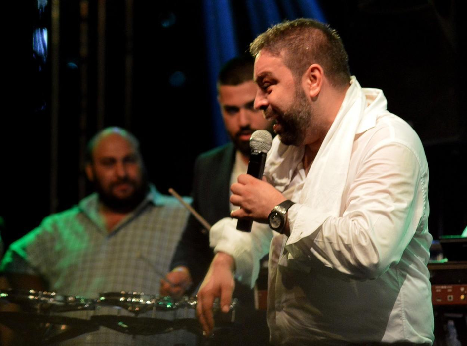Florin Salam nu s-ar mai fi prezentat la eveniment și ar fi fost de negăsit înainte cu doar câteva ore, deși luase un avans de 5000 de euro
