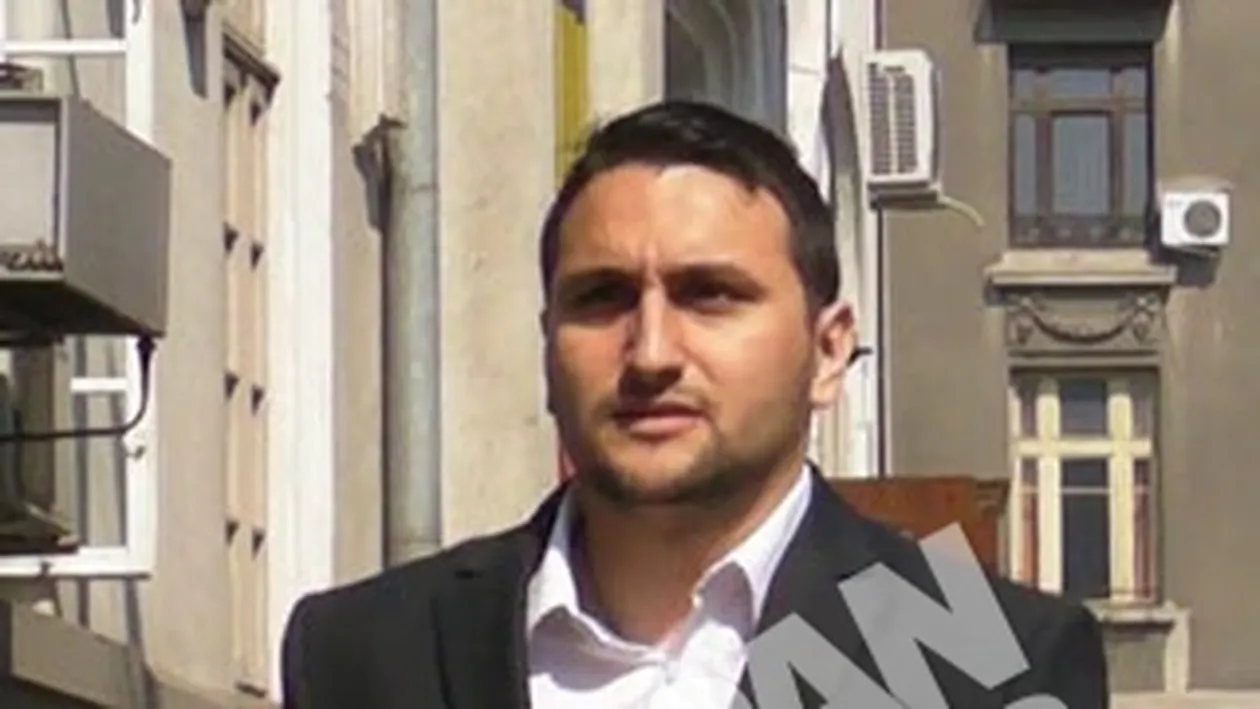 Profu' de la Jean Monnet are din nou probleme! Eleva violata aduce trei martori noi la proces!