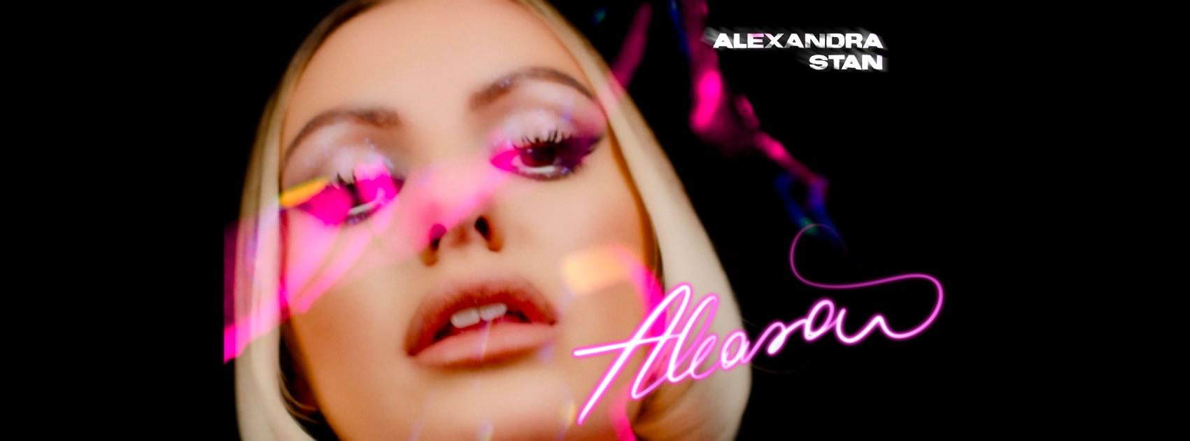 Tristan Tate, dezvăluiri neașteptate despre Alexandra Stan: “Voia să posteze un video cu ea dezbrăcată. Mi-a frânt inima”. Artista îl consideră vinovat pentru pozele intime ajunse în presă