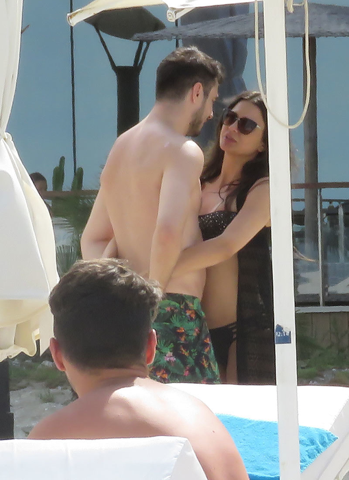 Anul trecut, Iulia Pârlea şi Alexandru Piţurcă au fost de nedezlipit la mare