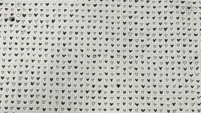 Test IQ | Numai cei cu ochi de vultur găsesc inima întoarsă din imagine, în 20 de secunde!