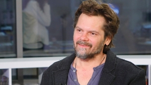 Florin Piersic Jr. l-a înlocuit pe Bebe Cotimanis. Actorul o să fie noua voce de la Pro TV