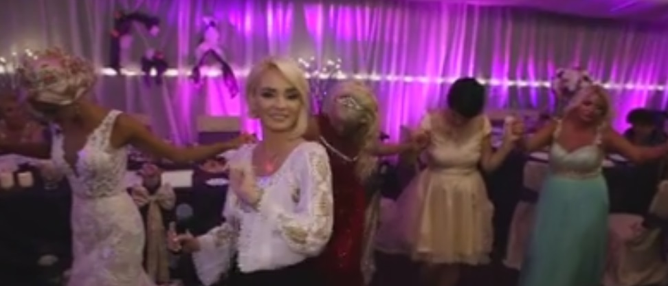 Maria Constantin ignoră scandalul iscat după ce s-a spus că l-ar fi înşelat pe Marcel Toader