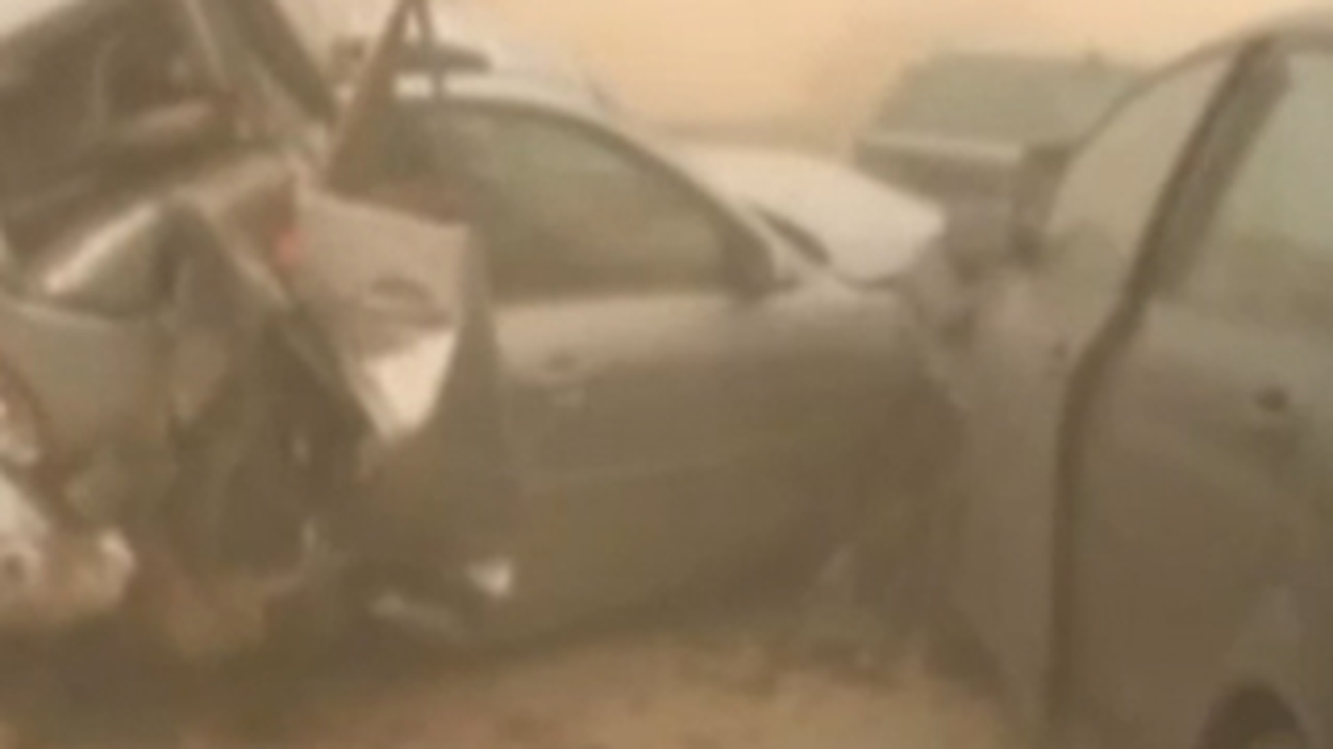 VIDEO O furtuna de nisip provoaca un accident in lant in Germania, soldat cu opt morti