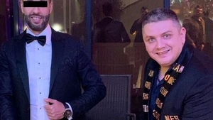 Fratele lui Mircea Nebunu a făcut copil cu o femeie măritată. Vali s-a judecat pentru a fi trecut ca tată în acte