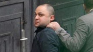 Interlopul care a impuscat trei persoane in Militari are atestat de pistolar: a strans o colectie de arme in apartamentul sau!