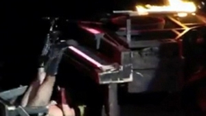 VIDEO DE SENZATIE! Lady Gaga a comis-o din nou! A cazut cu picioarele in sus pe scena