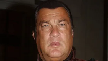 Steven Seagal este indragostit de Romania! Ce a declarat celebrul actor de la Hollywood despre mancarea traditionala romaneasca!