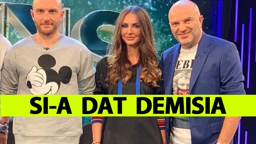 Și-a dat demisia de la Antena 1! Anunț-șoc azi-noapte, în direct la Xtra Night Show