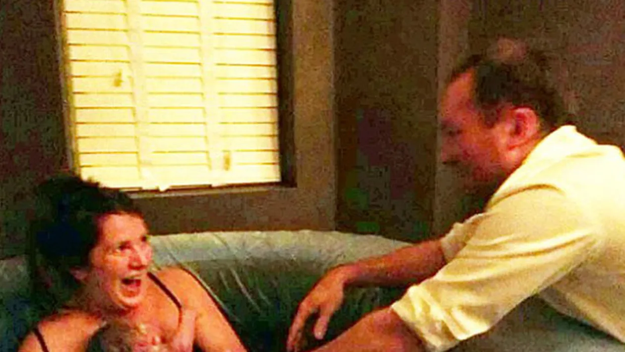 O femeie a avut parte de un orgasm care a durat trei săptămâni, după ce a născut! Cum a fost posibil