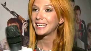Adela Popescu: "Cand merg la film imi cumpar mereu o galetusa mare cu popcorn si mananc bomboane"