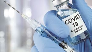 Cel mai tânăr botoșănean vaccinat are numai 16 ani. Cum s-a simțit după imunizare
