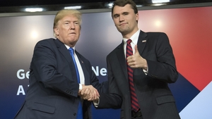 Cântărețul care a scris cântecul ‘Charlie Kirk mort la 31 de ani’, luat în vizor de fani. Au făcut apel la FBI