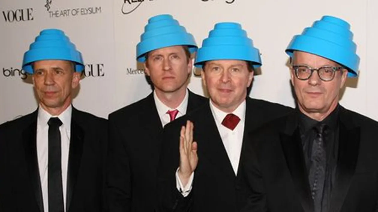 A MURIT! Un chitarist celebru a decedat la 61 de ani, in urma unui atac de cord