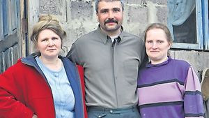 Pare banc, dar nu e! Ce nume le-a pus băieților lui George Chirilă, singurul român cu două soții