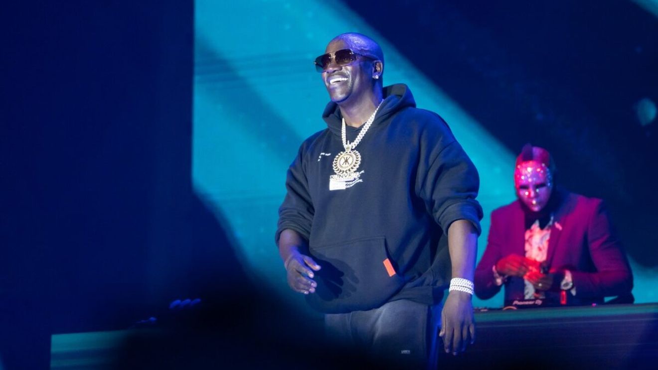 Akon a fost arestat pentru că a condus fără permis. Ce au descoperit oamenii legii