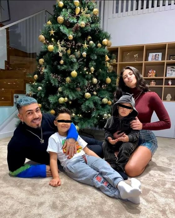 Antonia, alături de Alex Velea și copii