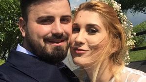  ADDA a îmbrăcat rochia albă de mireasă şi a mers în faţa altarului! Iată primele imagini de la nuntă! „A fost ca-n poveşti...“