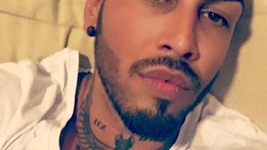 Prima reacţie a lui ALEX VELEA după ce ANTONIA a anunţat că este din nou însărcinată. Ce a postat pe Facebook