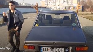 Un adolescent din Craiova și-a transformat Dacia 1300 veche într-o limuzină de lux. Cum arată bolidul acum