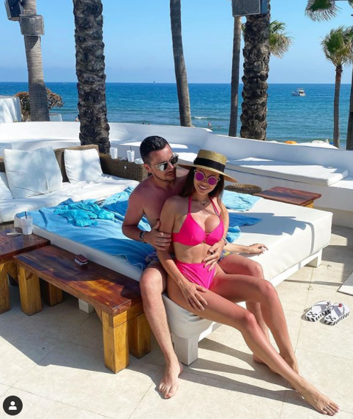 Flick și Denisa Hodișan, supuși testului COVID-19 în vacanța romantică din Italia. Cei doi riscă să fie carantinați 14 zile în peninsulă