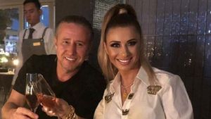 Anamaria Prodan, adevărul despre relația cu Laurențiu Reghecampf. “El nu suportă să...” Sexy-impresara a dezvăluit și cum obișnuiește antrenorul să se relaxeze