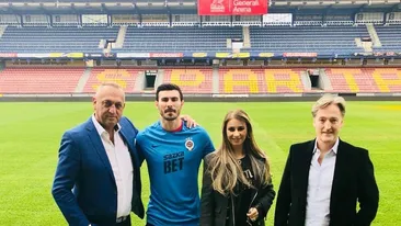 Goalkeeperul Florin Niţă a fost prezentat oficial de cehii de la Sparta Praga. 