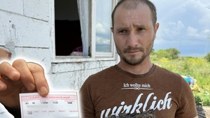 Câți lei primește pensie medicală Marin din Dolj, la 35 de ani: "Nu-mi ajunge nici de mâncare"