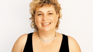 Scapa de alunitele cancerigene prin operatie