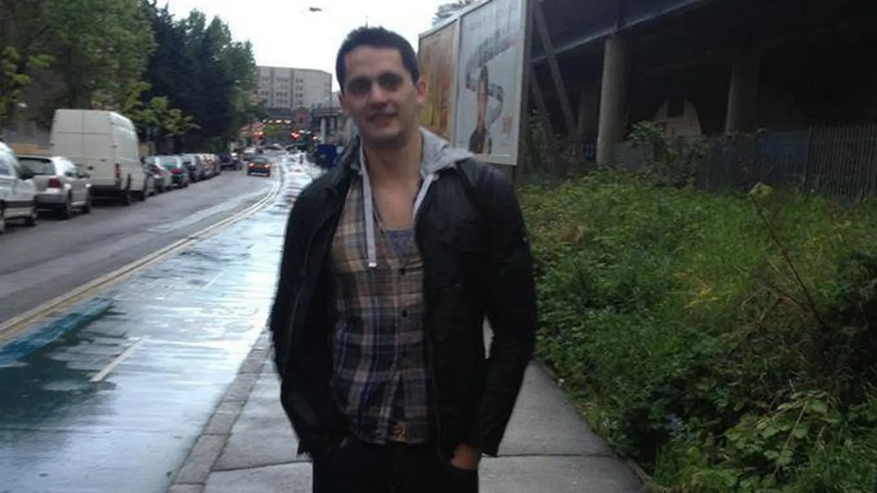 Atletul omorat in fata unui bar din Iasi s-a intors in tara pentru a-si ajuta mama. Stefan voia sa lase Londra pentru Romania